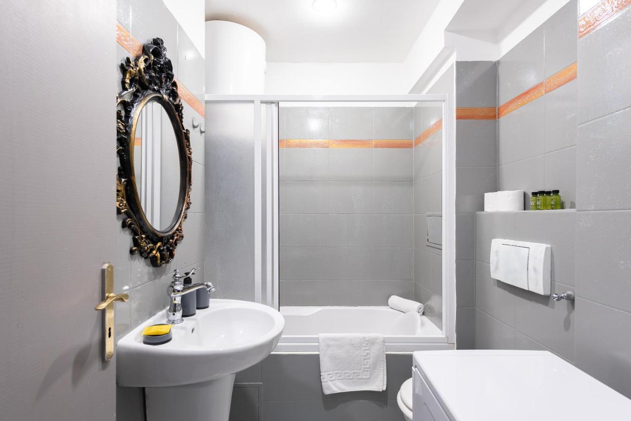 Crystal Apartment ปราก ภายนอก รูปภาพ